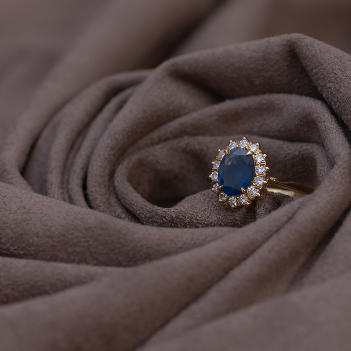 Saphir-Ring